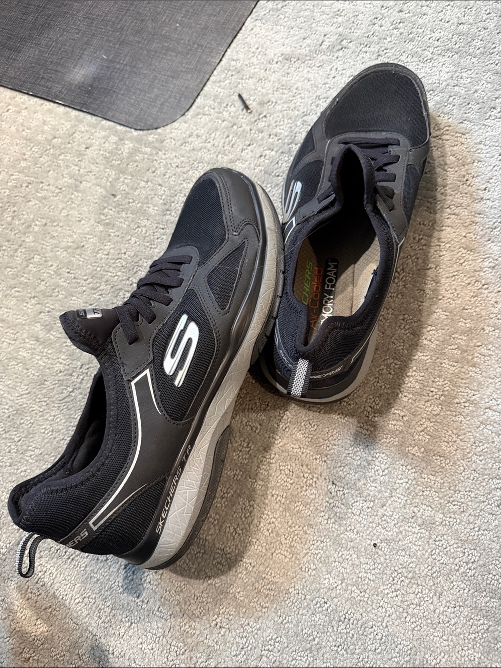 Skechers Men's Black Athletic Lace-Up Memory Foam Sneakers